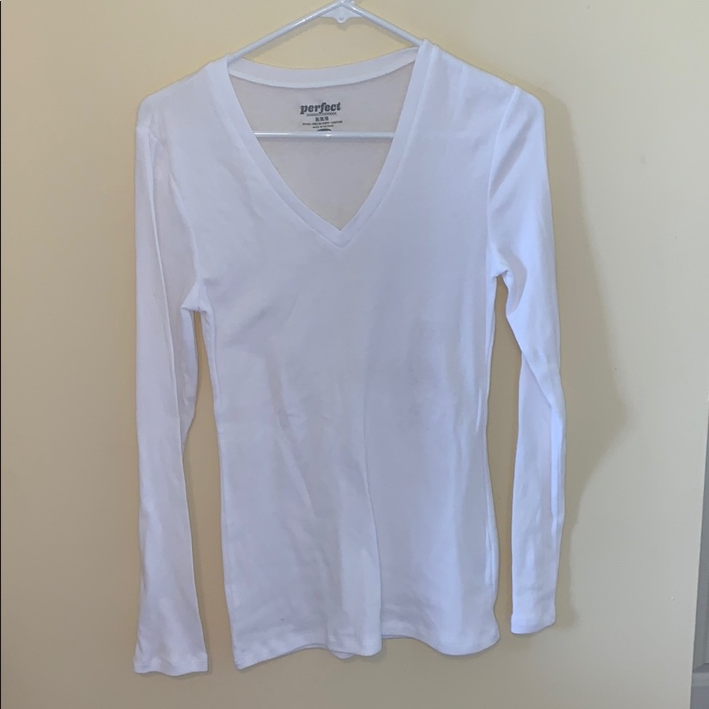 Old navy never worn white v-neck long sleeve